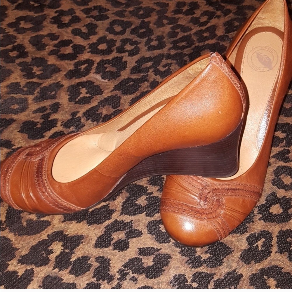COPY - Nurture golden brown leather 3" Wedge Heel Size 8